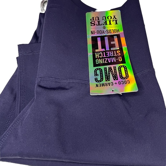 2 Pairs Coco + Carmen OMG Leggings - Picture 7 of 9